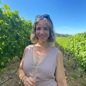 Meet your Posher, Olivia